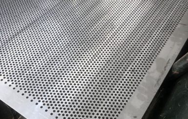 Các loại khay lọc inox phổ biến và ứng dụng trong sản xuất