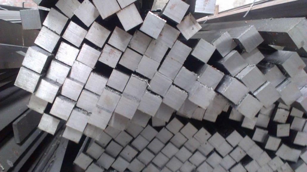 cây inox vuông đặc