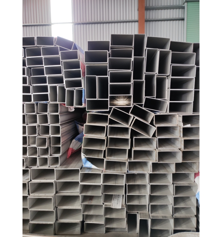 thanh inox hộp chữ nhật công nghiệp