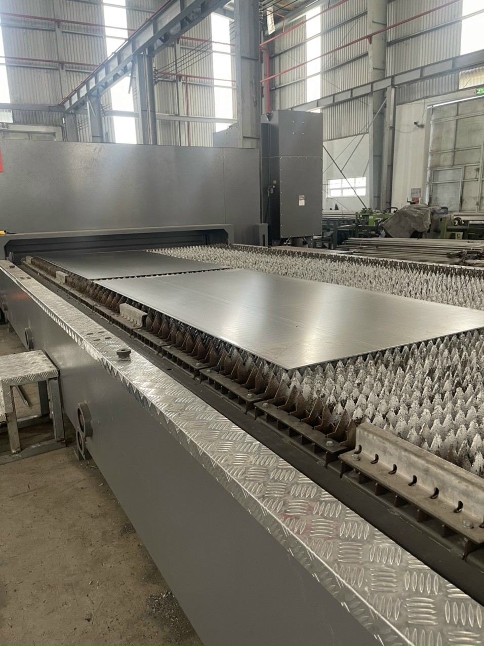 Mài cắt inox theo kích thước