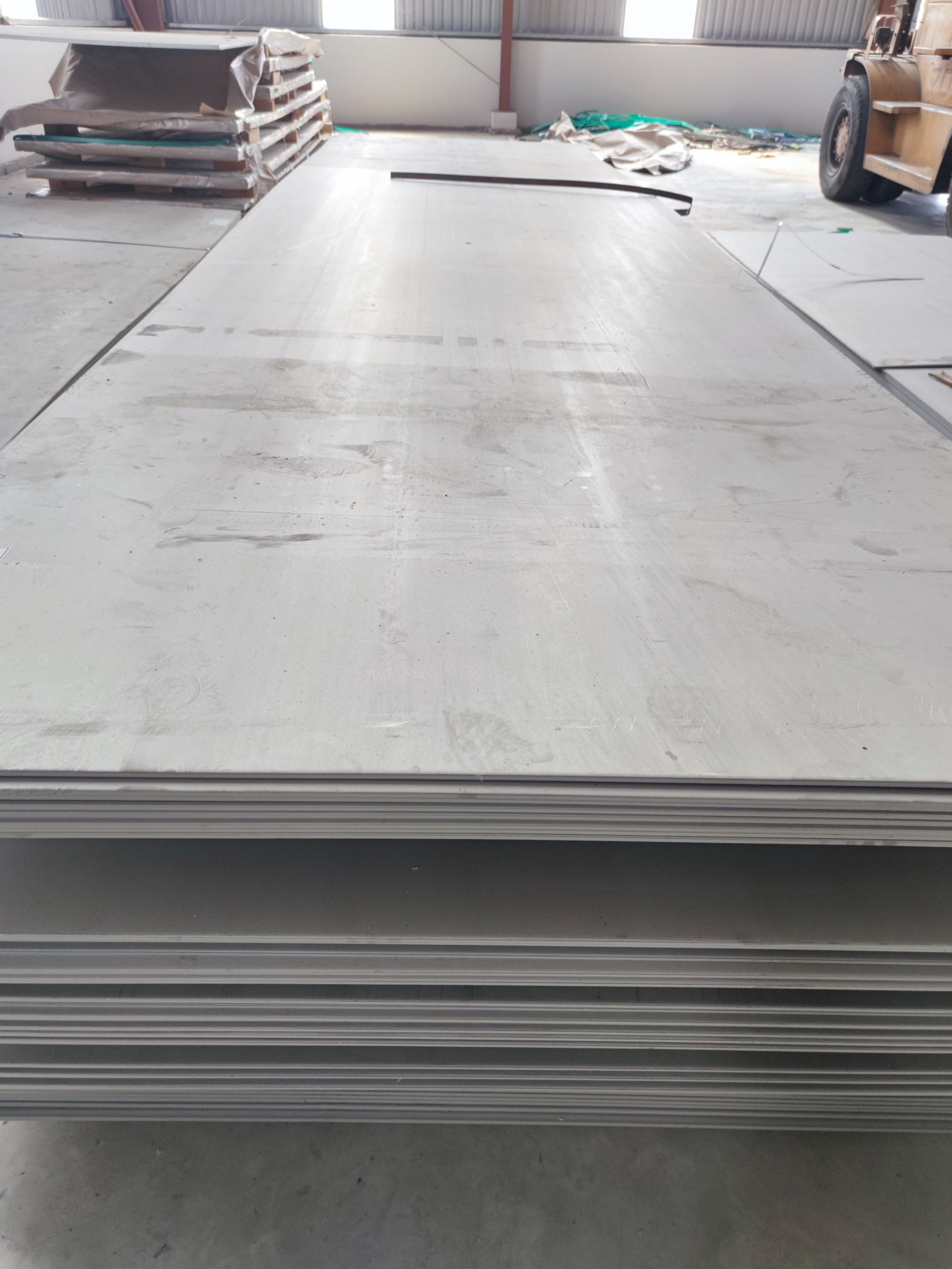 Tấm inox cán nóng